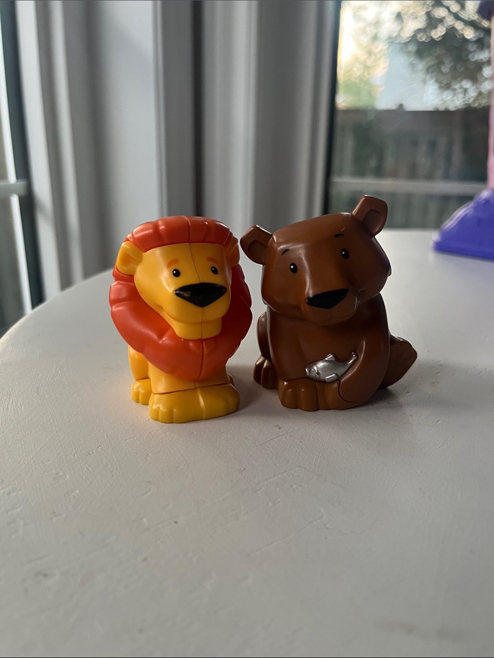 5/$25 💛Little People Bear and Lion